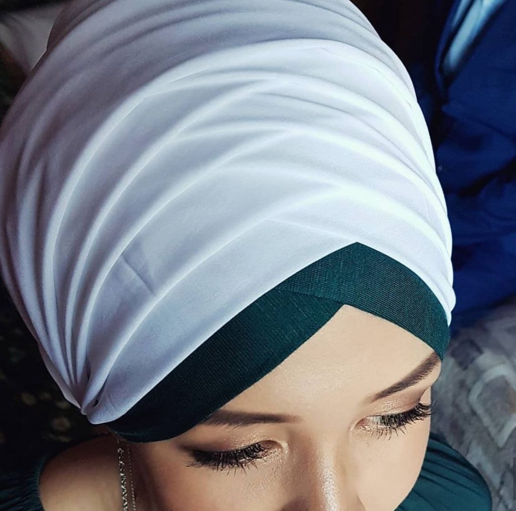 Как завязать платок по-мусульмански?